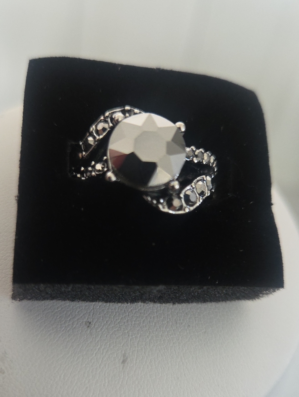 Paparazzi Blockbuster Boom.silver Ring NWT